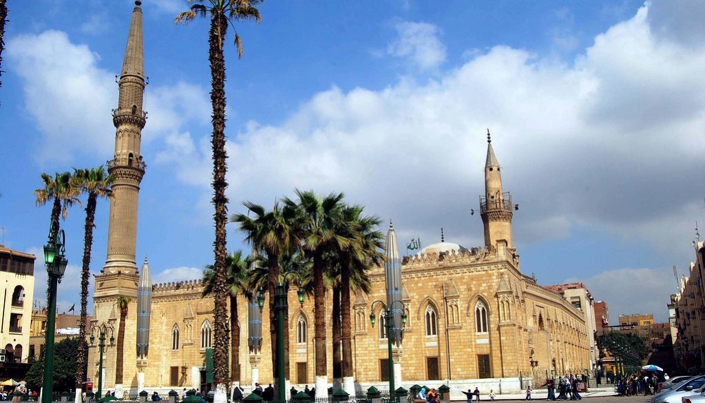 al-hussein-mosque-cairo-egypt